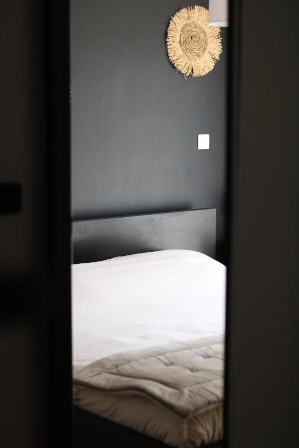 LangladeAu Coeur De La Pinede De 1 A 4 Personnes别墅 外观 照片